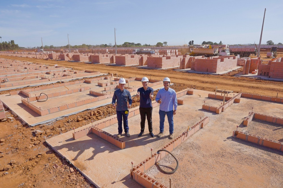 Obras do Residencial Jardim Esperança I avançam com 439 casas em construção em Lucas do Rio Verde